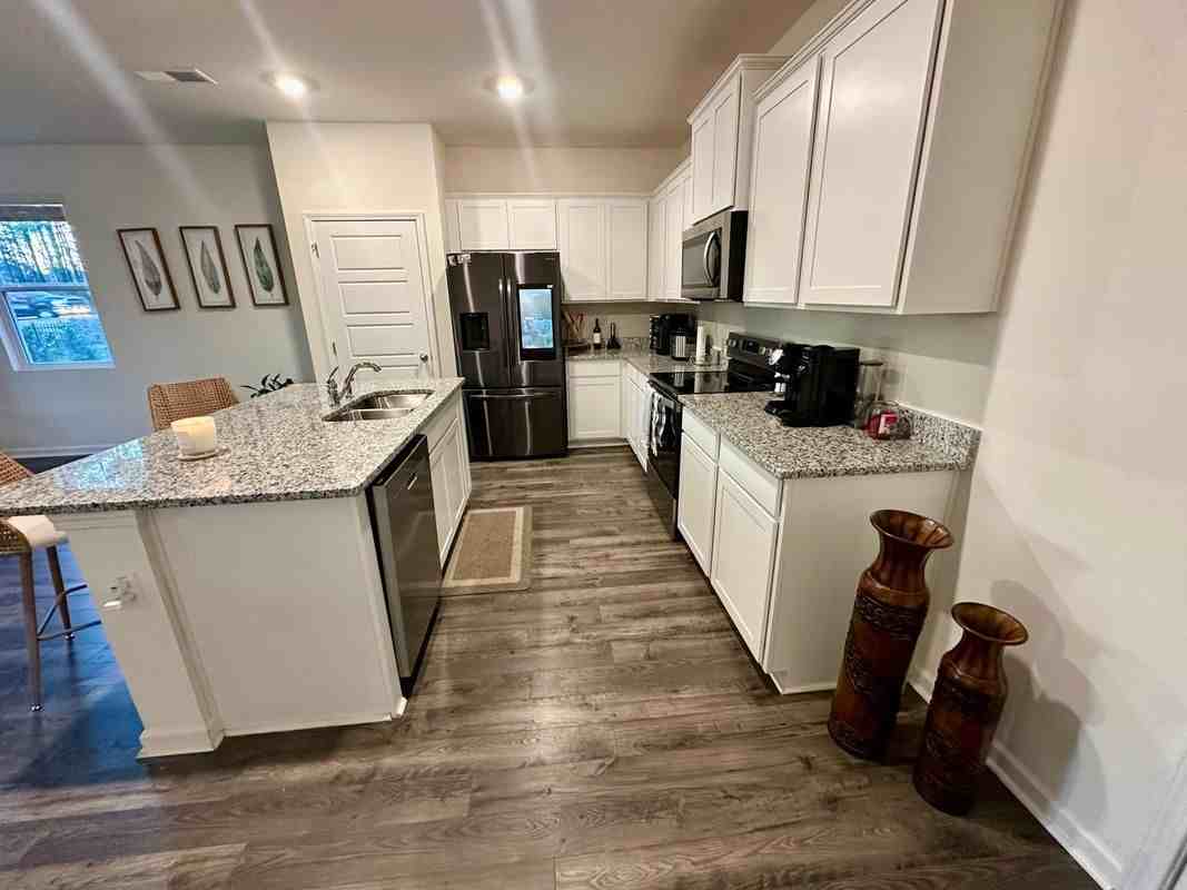 608 Gray Branch Ct - Photo 2 of 21