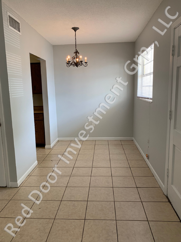 706 W Dixie Ave - Photo 3 of 11