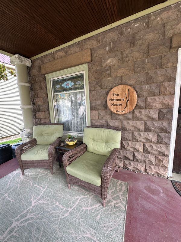 83 Shethar St - Photo 2 of 30