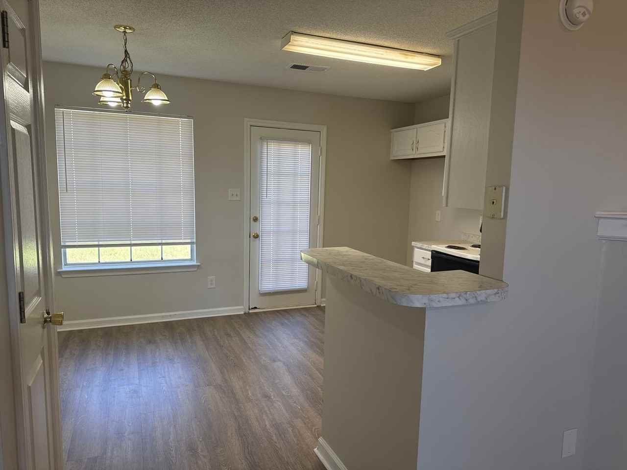 10046 Notting Hill Rd - Photo 5 of 16