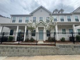 1005 Pine St - Photo 1 of 1