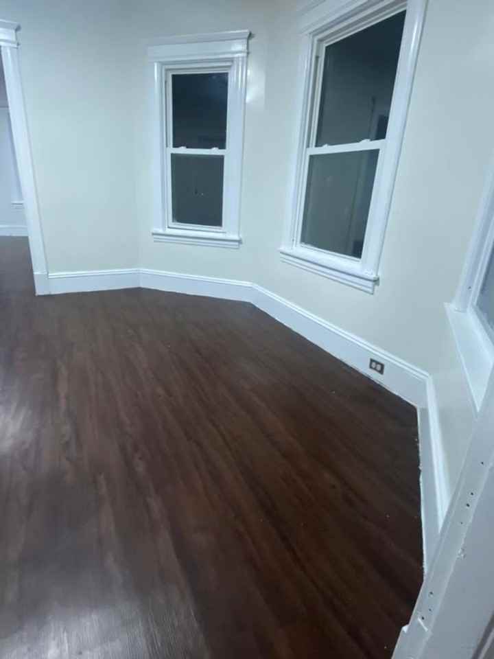 14 Crown St - Photo 2 of 14