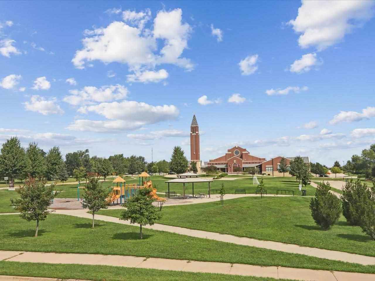 4375 York Pl - Photo 3 of 16