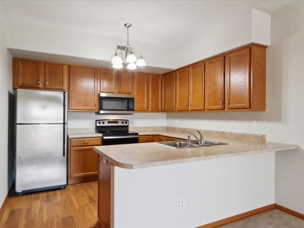 4375 York Pl - Photo 7 of 16