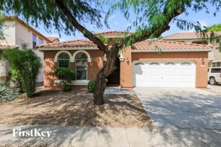 3762 E Chickadee Rd - Photo 1 of 1