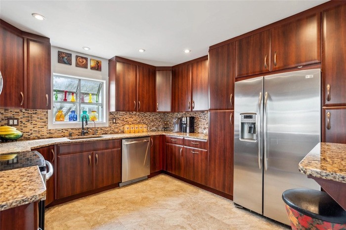 10 Venus Rd - Photo 2 of 5