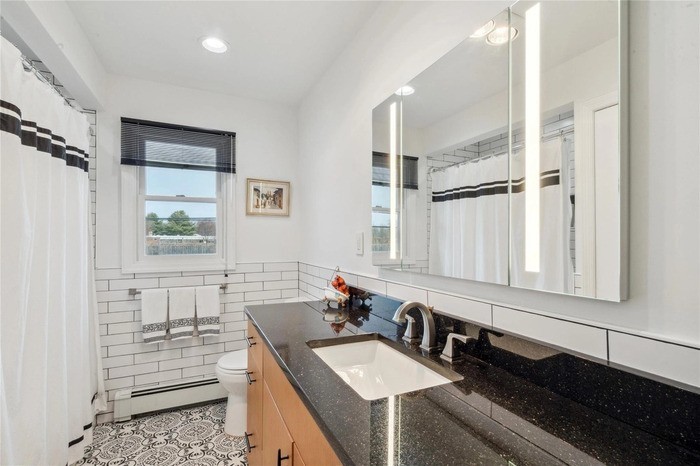 10 Venus Rd - Photo 3 of 5