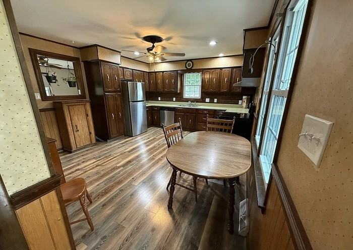565 N Burlington Rd - Photo 2 of 6