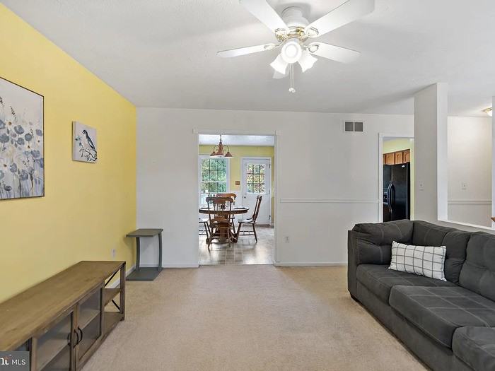 148 Aspen Trl - Photo 2 of 7