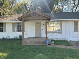 featured image of 3815 Ridgecrest Cir Sw