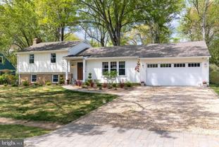 8 Romar Dr - Photo 1 of 1