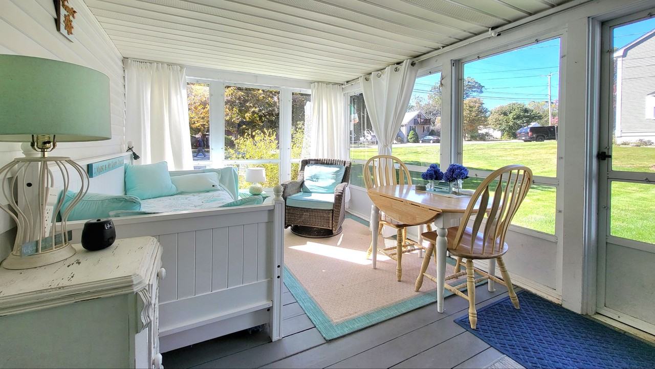 92 Bourne Avenue #NA - Photo 2 of 18