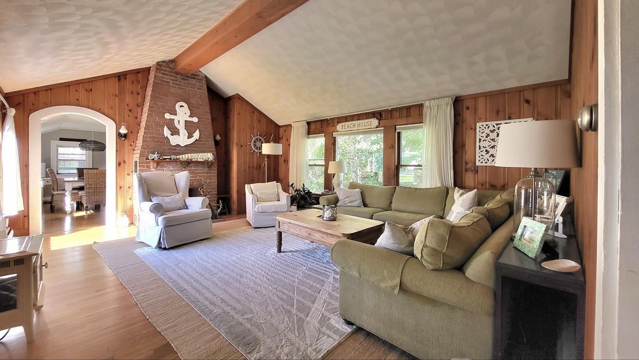 92 Bourne Ave #NA - Photo 4 of 18