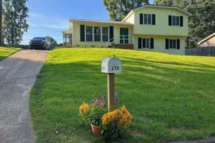 218 Fernleaf Dr #NA - Photo 1 of 1