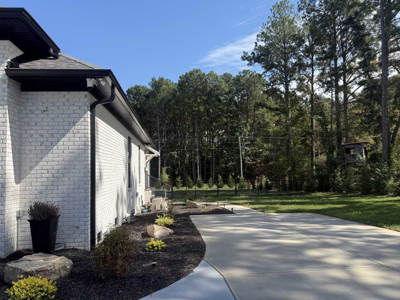 4423 Weddington Matthews Rd #NA - Photo 2 of 9