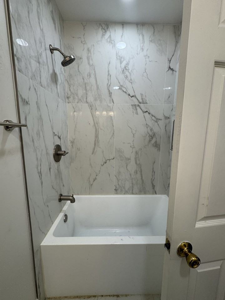 619 S Bradfield Ave #NA - Photo 3 of 16