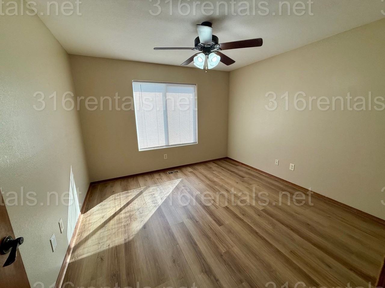 2328 S Goebel Cir - Photo 4 of 10