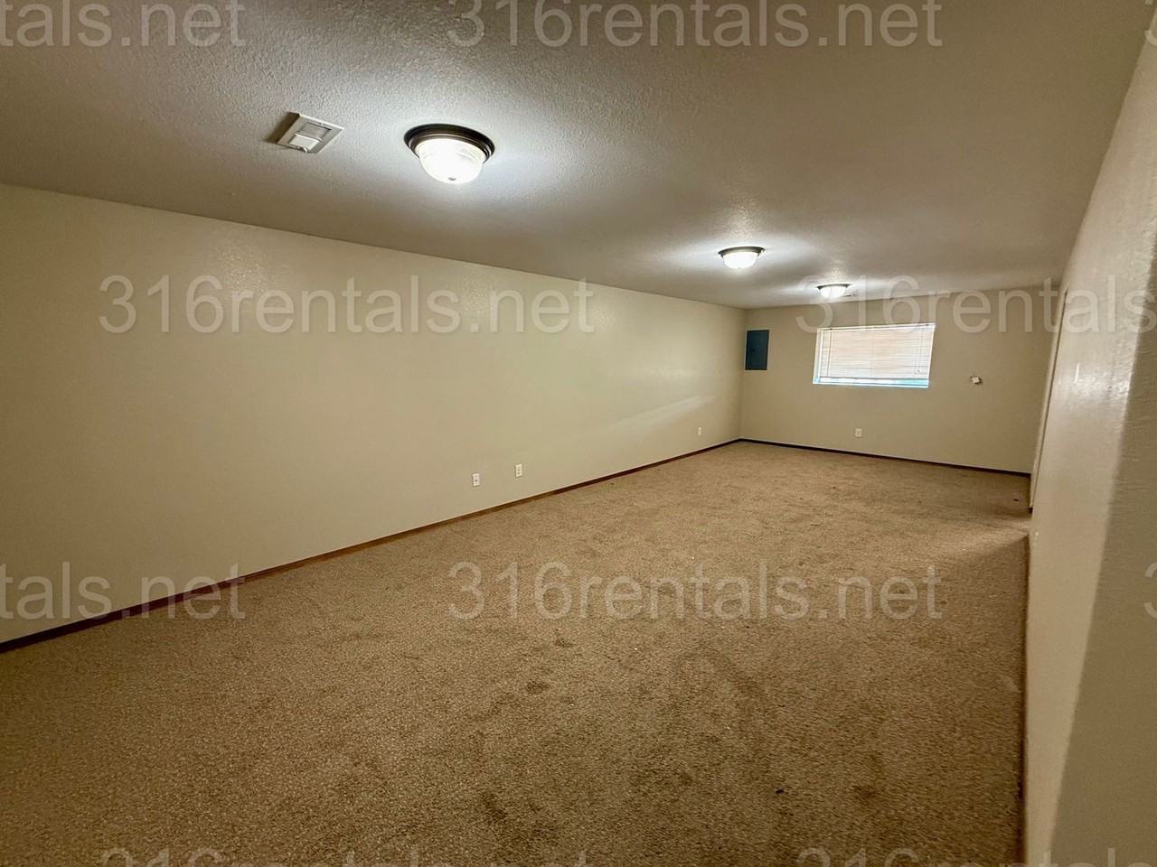 2328 S Goebel Cir - Photo 7 of 10