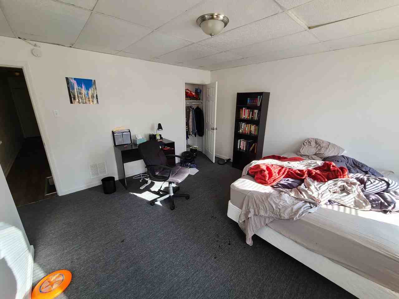 311 Lawn St - Photo 6 of 28