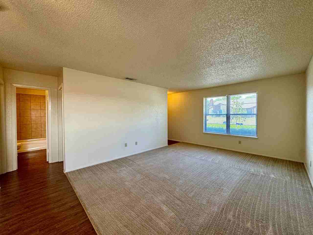 1412 Chapel Creek Rd - Photo 3 of 12