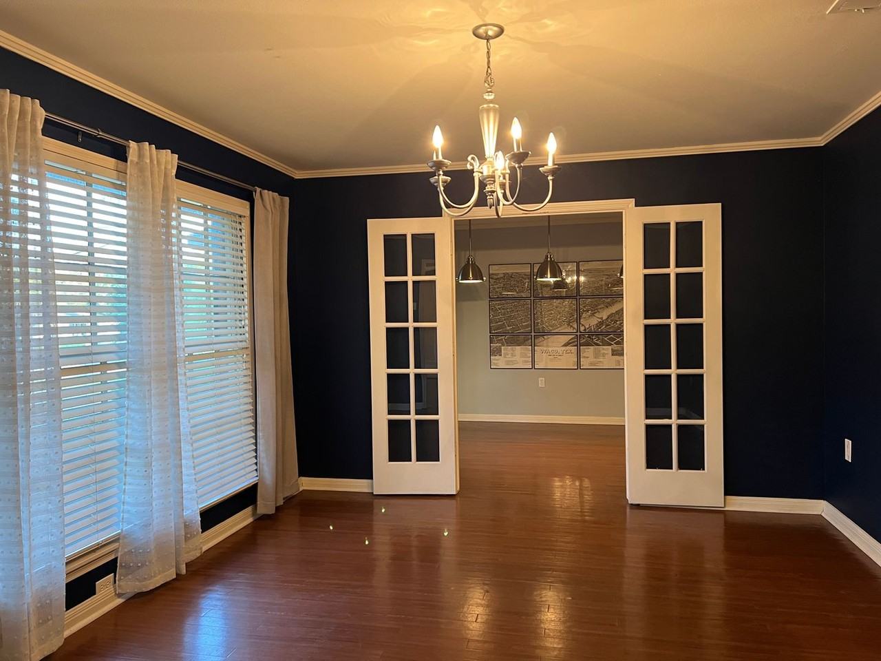 2331 Lake Air Dr - Photo 2 of 14