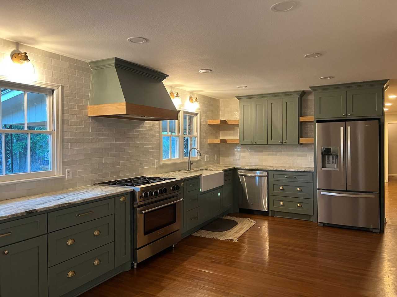 2331 Lake Air Dr - Photo 5 of 14