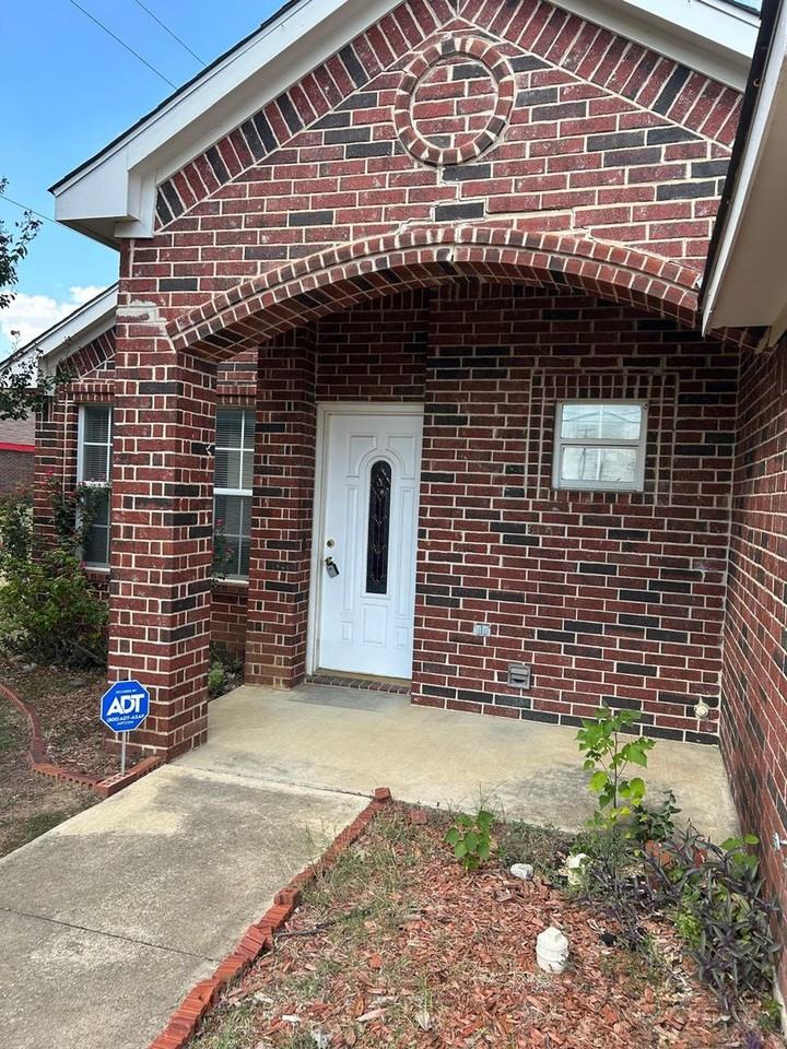 222 Wright Blvd - Photo 3 of 23