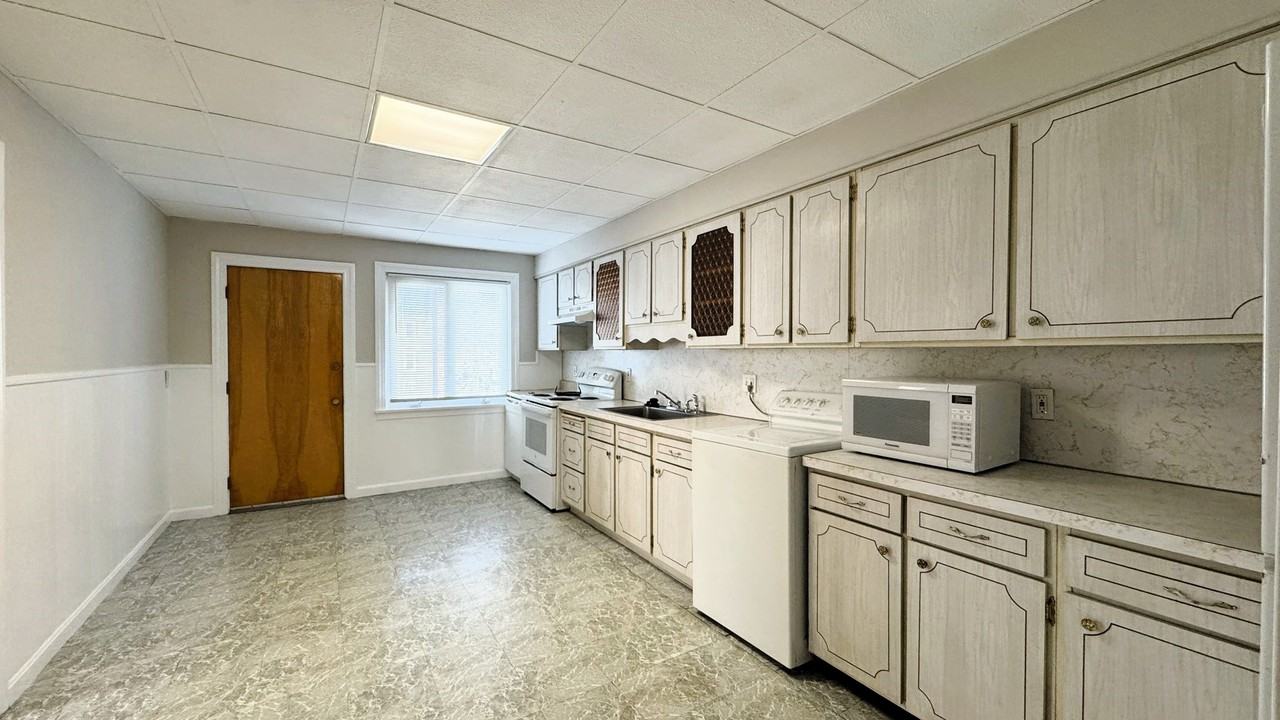 795 Cambridge St #1 - Photo 5 of 19