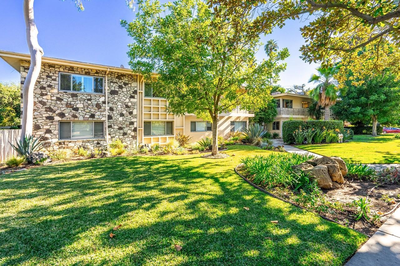 1250 South Orange Grove Boulevard - Photo 3 of 40