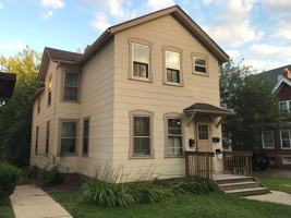 featured image of 533 W Doty St