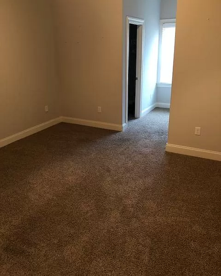 524 Fifer Cir - Photo 5 of 18