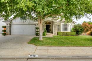 2898 E Pryor Dr - Photo 1 of 1
