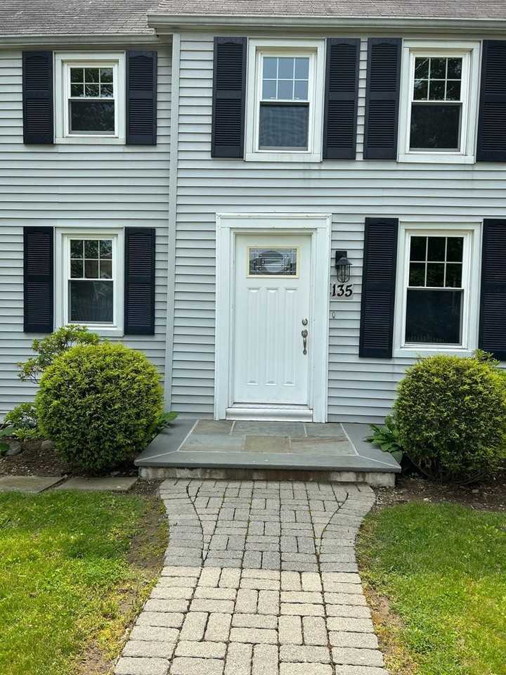 135 Harrison Ave - Photo 3 of 4