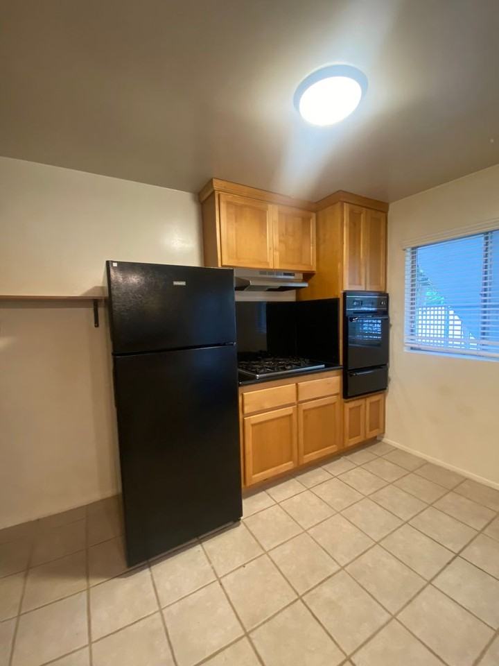 4937 Coronado Ave - Photo 6 of 18