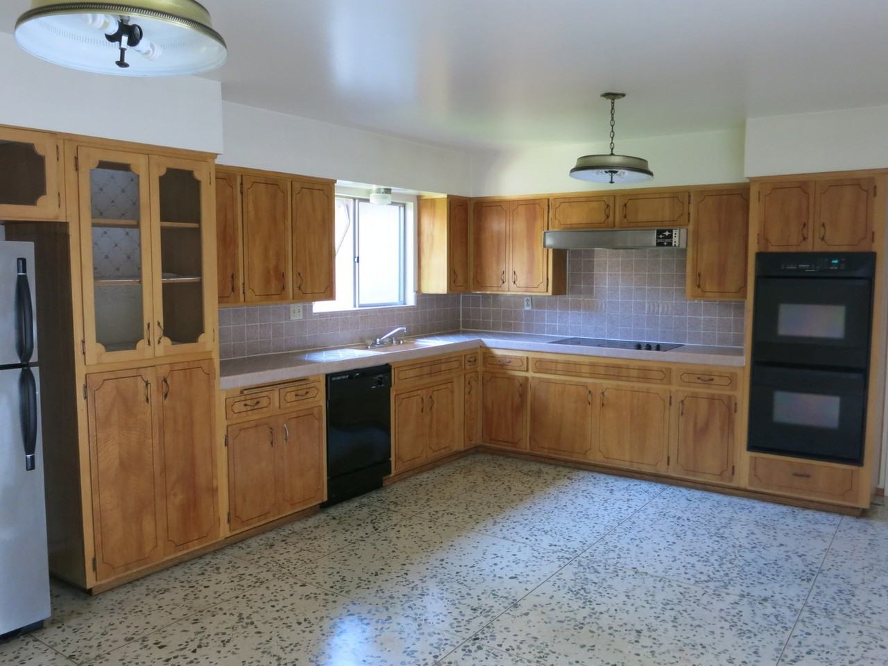 5140-5142 Catoctin Dr. - Photo 2 of 6