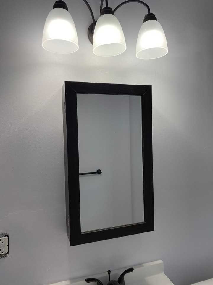 301 Edwards St - Photo 7 of 9