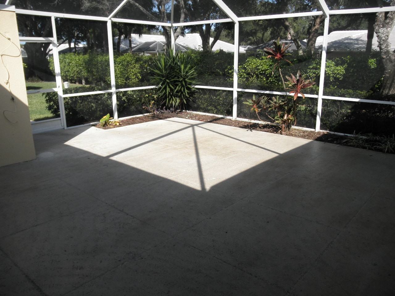 9124 Sun Terrace Cir - Photo 3 of 13