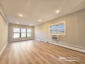 555 W Stratford Pl - Photo 1 of 1