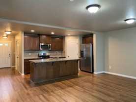 8106 Ne 20th St - Photo 1 of 1
