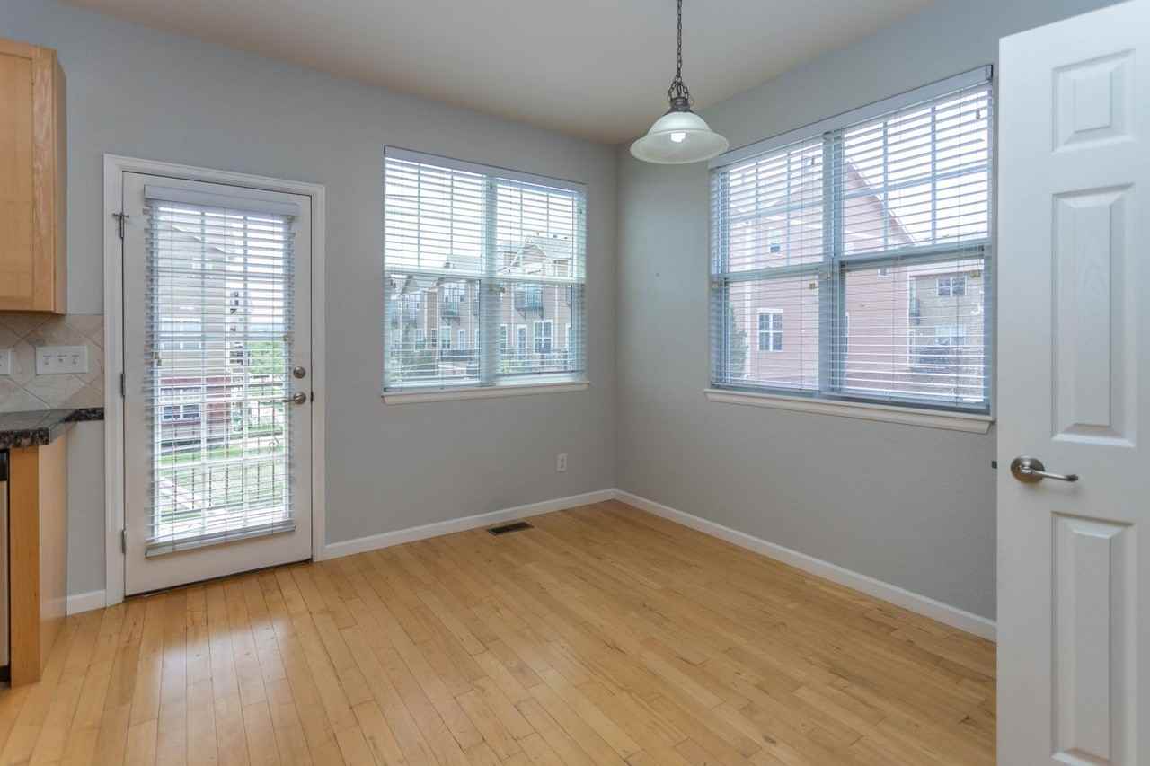 333 E Las Animas St - Photo 6 of 34