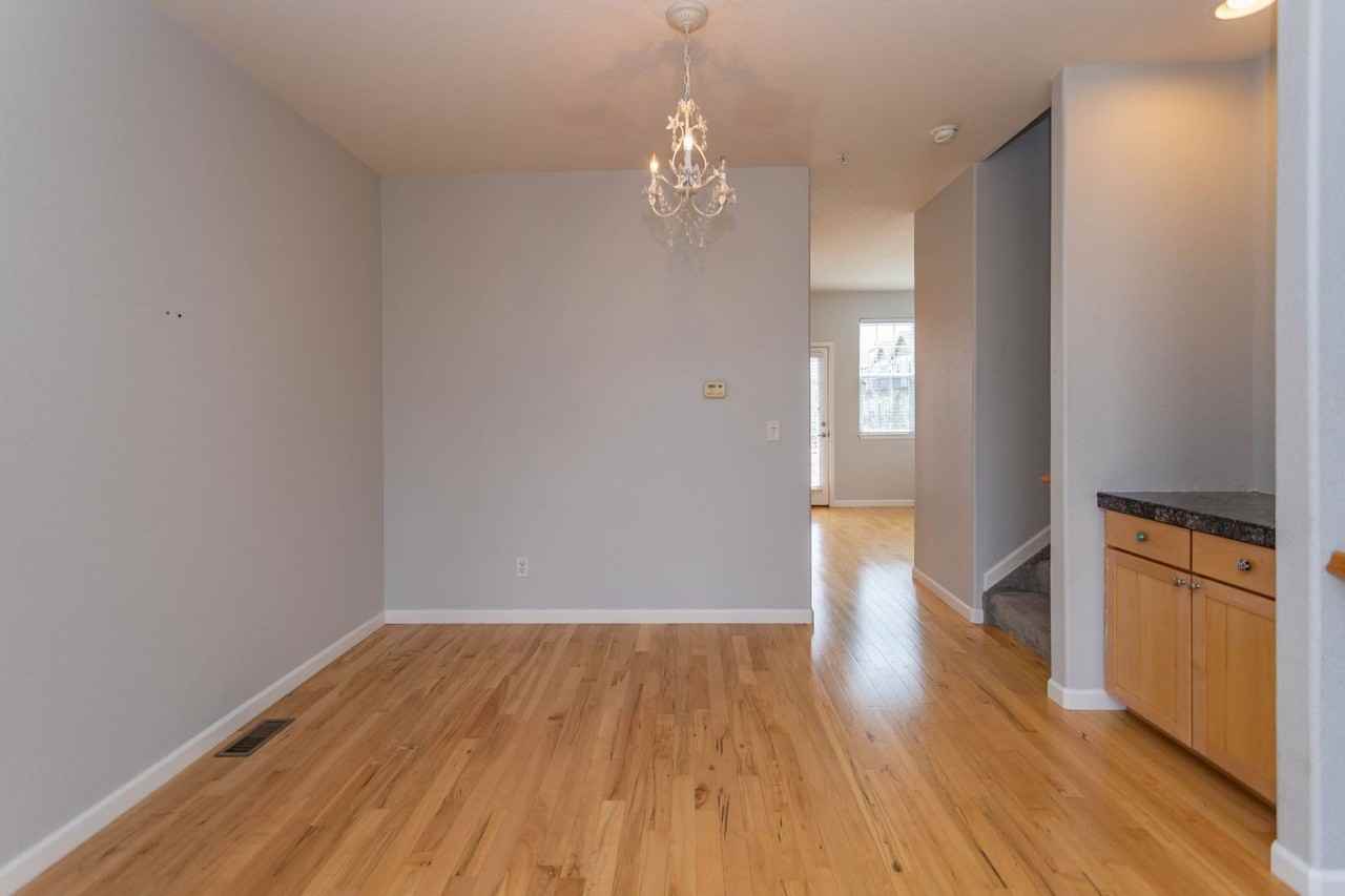 333 E Las Animas St - Photo 7 of 34
