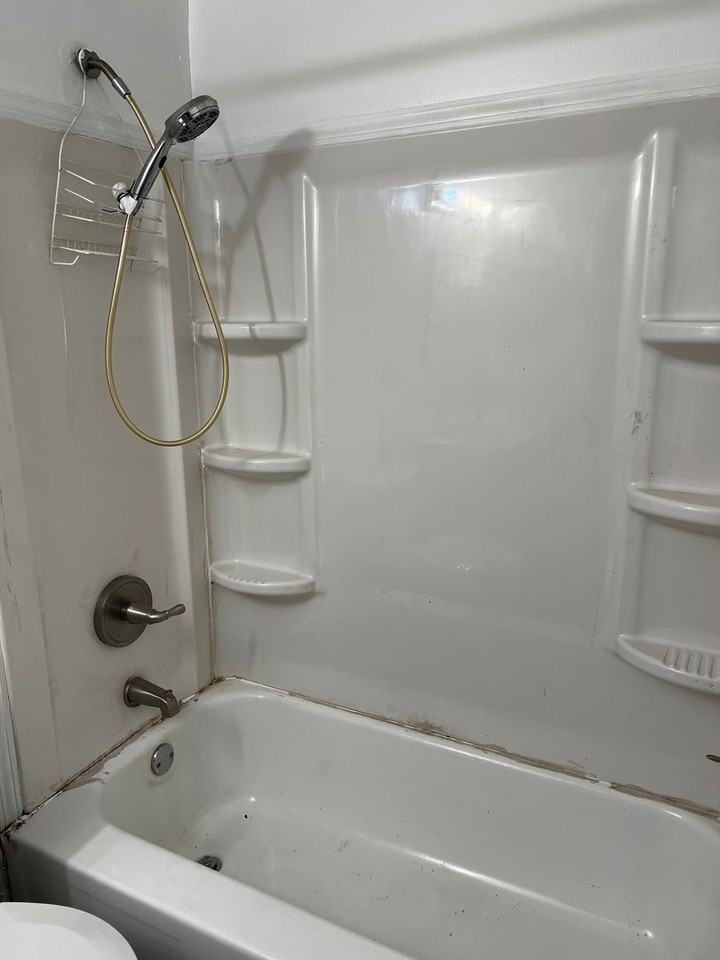 Elm St - Photo 6 of 10