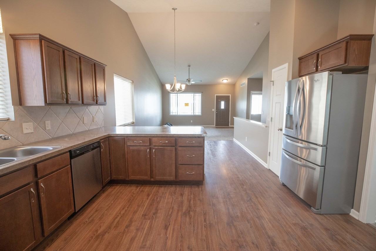 8301 Ryley Lane - Photo 6 of 22