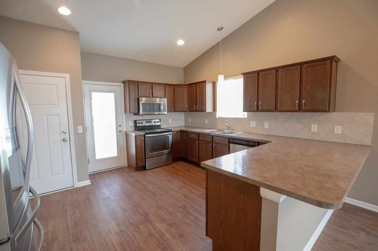 8301 Ryley Lane - Photo 7 of 22