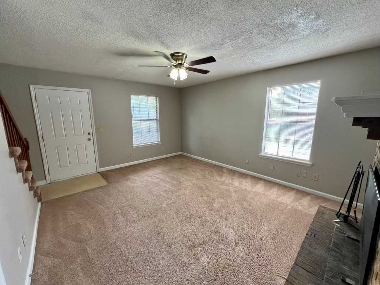 422 Lilly Lane - Photo 5 of 14