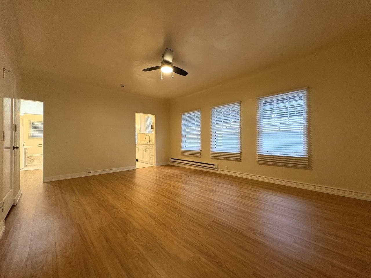 530 Webster St #10 - Photo 3 of 20