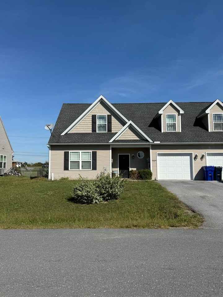 3669 Oakley Ln - Photo 3 of 30