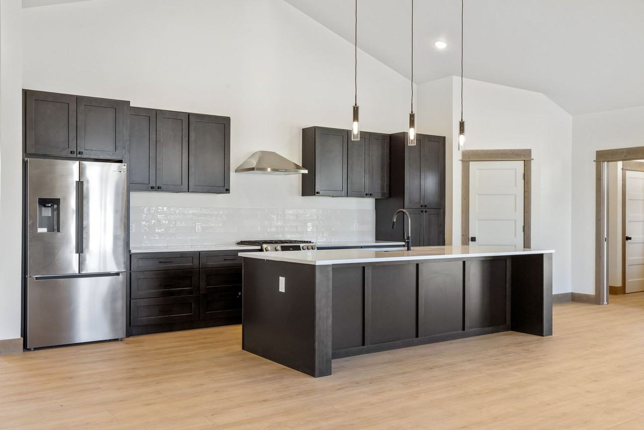 261 Noble Peak Dr - Photo 6 of 18