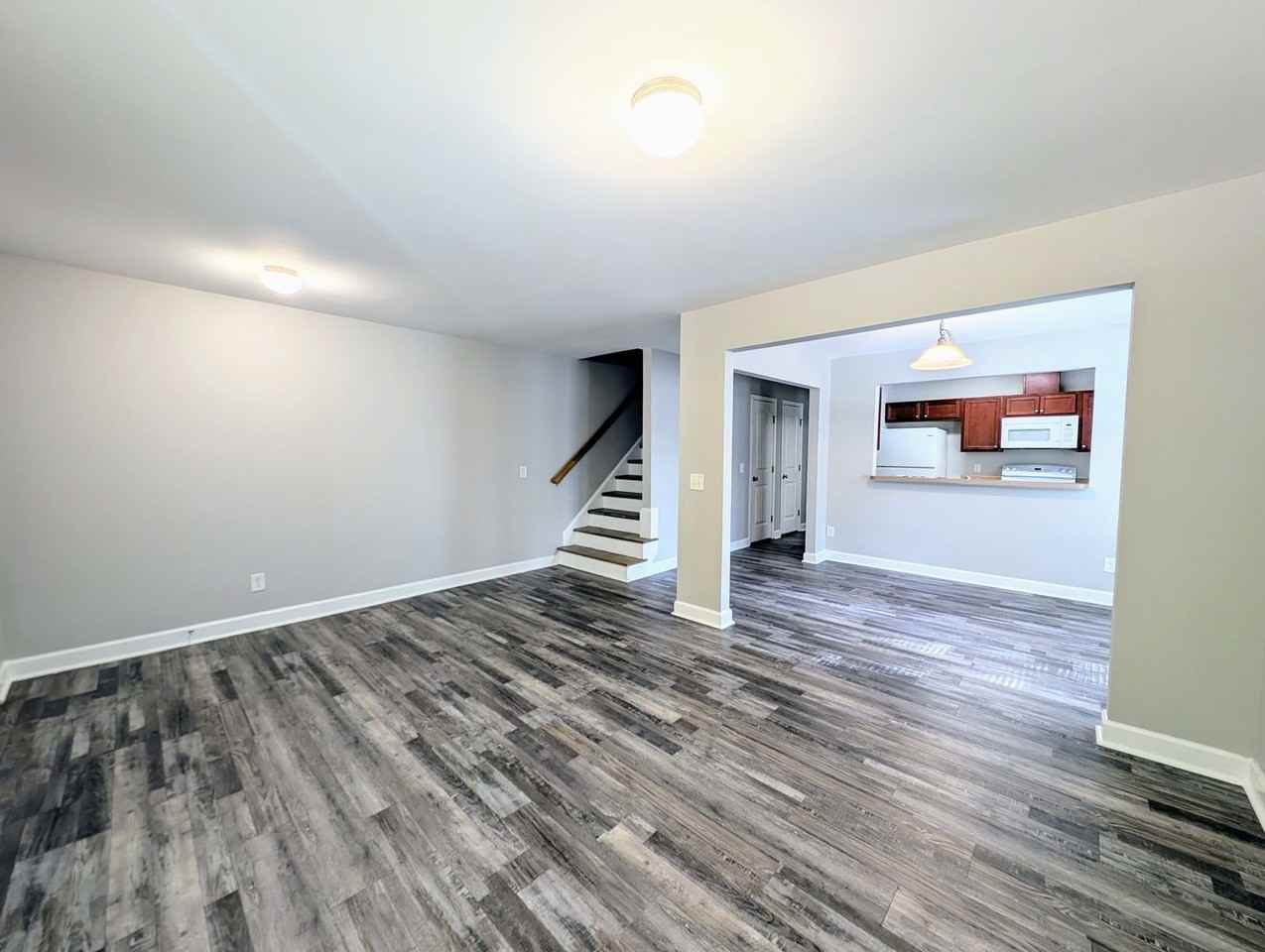 830 N Taylor St - Photo 3 of 21