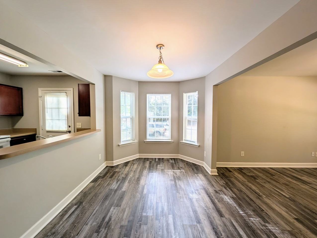 830 N Taylor St - Photo 5 of 21